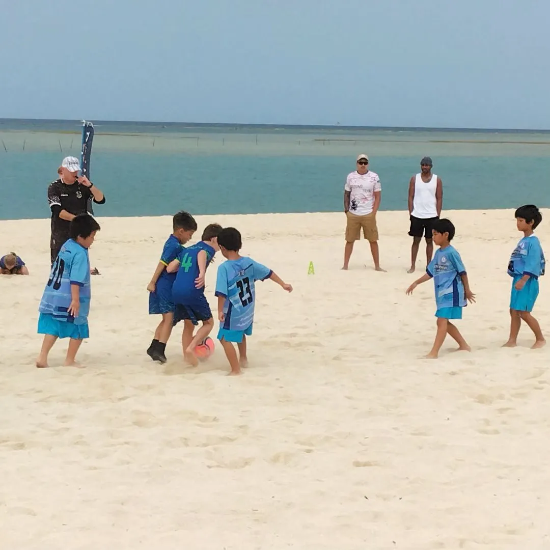 3/23(土)ブラジリアンさん主催のアラハビーチサッカー大会...