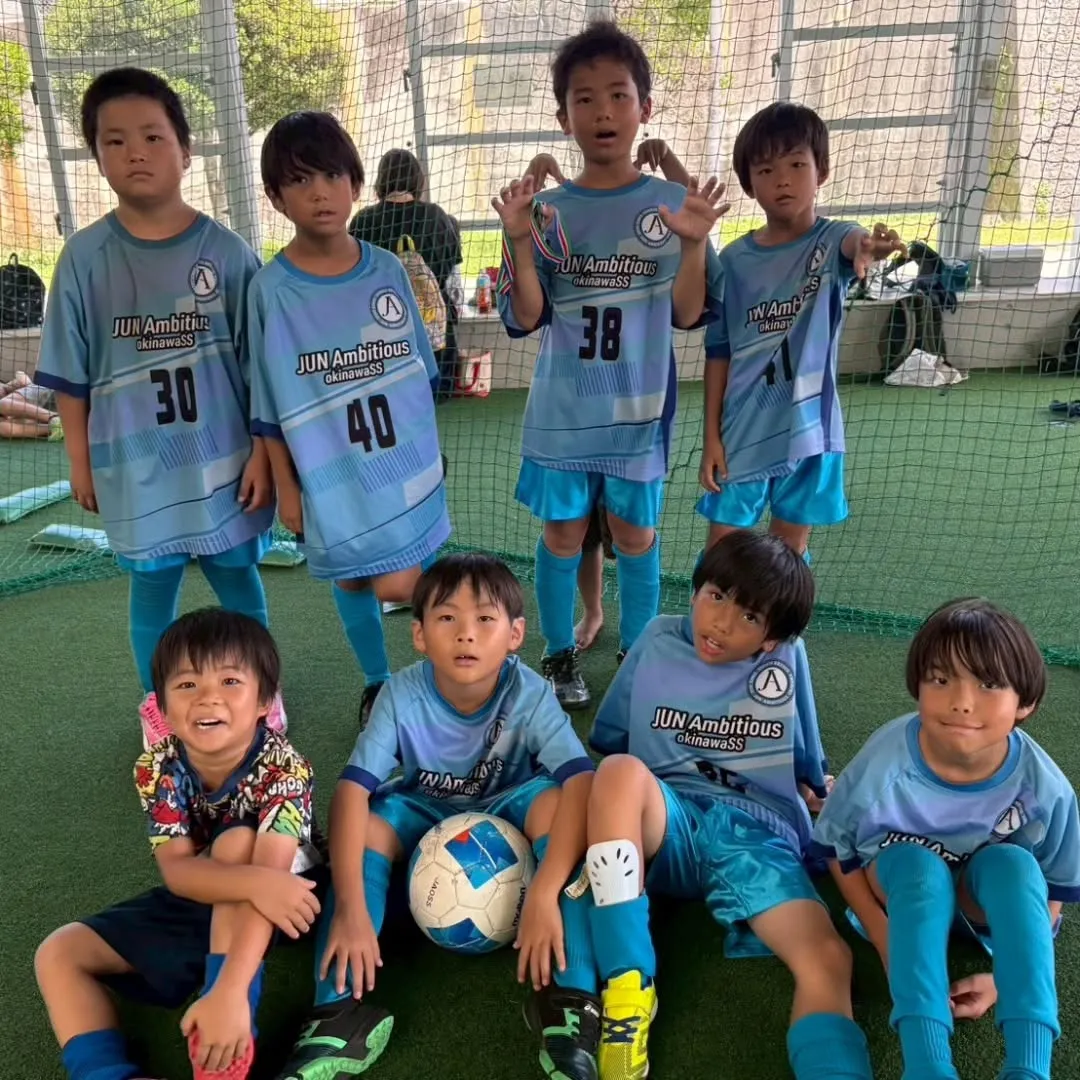 ⚽ JAOSSサッカーアカデミーで、成長と最高の仲間を見つけ...